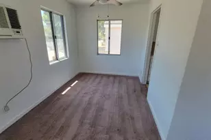 2113 Fruitridge Rd, Sacramento, CA 95822 - Photo 9