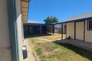 2113 Fruitridge Rd, Sacramento, CA 95822 - Photo 33