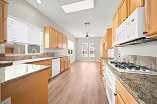 2016 San Esteban Cir, Roseville, CA 95747 - Photo 9
