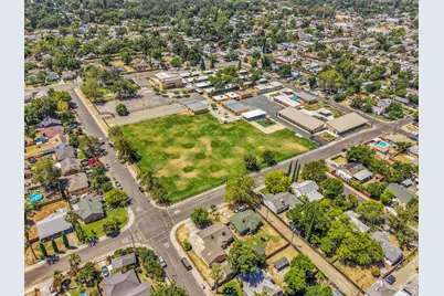 1829 Roanoke Avenue, Sacramento, CA 95838 - Photo 35