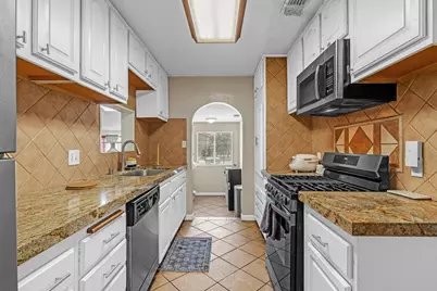 1829 Roanoke Avenue, Sacramento, CA 95838 - Photo 3