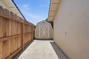 12128 Washington Rd, Waterford, CA 95386 - Photo 23