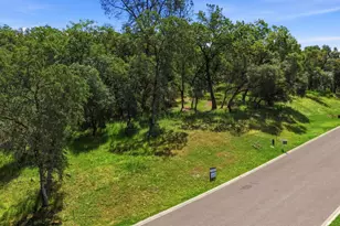 6813 Western Sierra Way, El Dorado Hills, CA 95762 - Photo 17