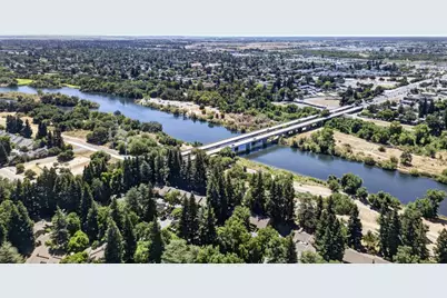 1427 Commons Drive, Sacramento, CA 95825 - Photo 65
