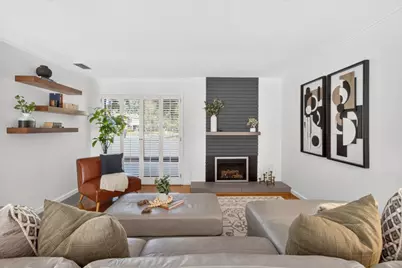 1427 Commons Drive, Sacramento, CA 95825 - Photo 5