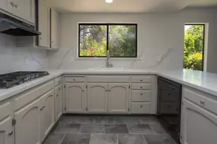 2180 N Berkeley Ave, Turlock, CA 95382 - Photo 13