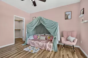 8961 Berkeley Way, Stockton, CA 95215 - Photo 35