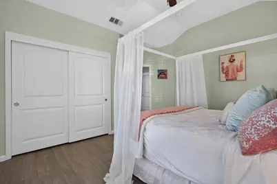 8961 Berkeley Way, Stockton, CA 95215 - Photo 33