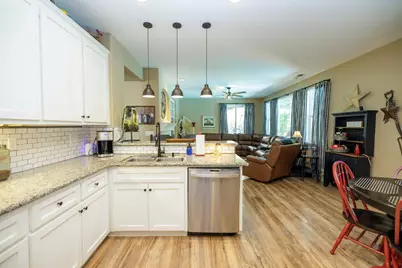 2101 Huxley Way, Modesto, CA 95356 - Photo 11