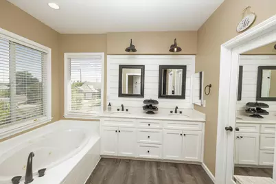 2101 Huxley Way, Modesto, CA 95356 - Photo 31