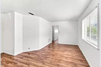 1921 25th Street, Sacramento, CA 95816 - Photo 5
