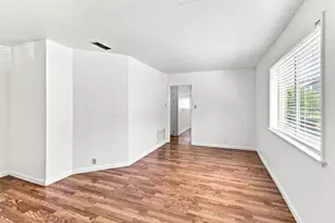 1921 25th St, Sacramento, CA 95816 - Photo 5