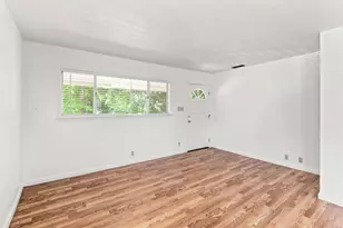 1921 25th St, Sacramento, CA 95816 - Photo 3