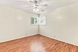 1921 25th St, Sacramento, CA 95816 - Photo 19