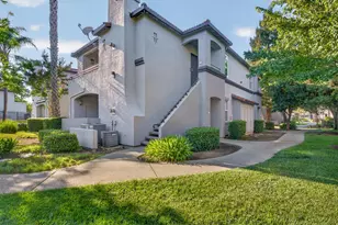 5201 Laguna Oaks Dr, Elk Grove, CA 95758 - Photo 3