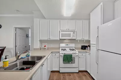 5201 Laguna Oaks Drive #121, Elk Grove, CA 95758 - Photo 21