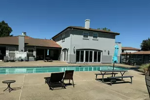 5201 Laguna Oaks Dr, Elk Grove, CA 95758 - Photo 9