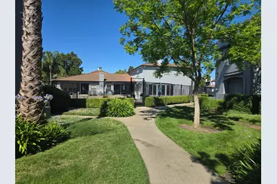 5201 Laguna Oaks Drive #121, Elk Grove, CA 95758 - Photo 7
