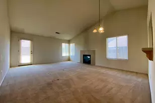 531 Fairmont Dr, Los Banos, CA 93635 - Photo 3