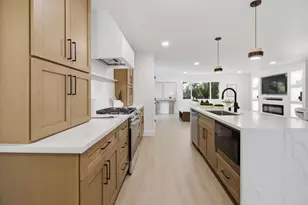 2611 Foothill Dr, Carmichael, CA 95608 - Photo 9