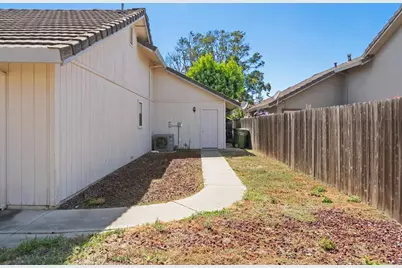 283 Emerald Oak Drive, Galt, CA 95632 - Photo 21