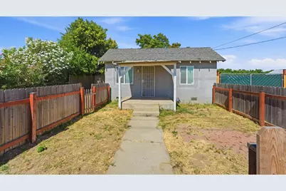 5631 Tully Road, Modesto, CA 95356 - Photo 1