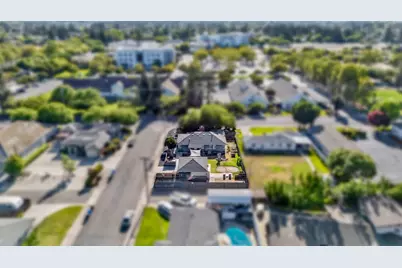 2110 Colorado Avenue, Turlock, CA 95382 - Photo 37