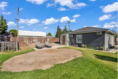 2110 Colorado Avenue, Turlock, CA 95382 - Photo 29