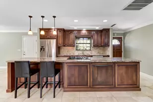 8794 Phoenix Ave, Fair Oaks, CA 95628 - Photo 9