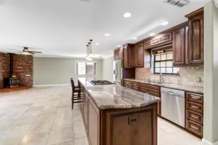 8794 Phoenix Ave, Fair Oaks, CA 95628 - Photo 11