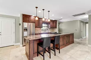 8794 Phoenix Ave, Fair Oaks, CA 95628 - Photo 3