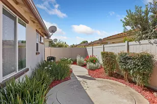 2349 Belle Glade Ln, Manteca, CA 95336 - Photo 39