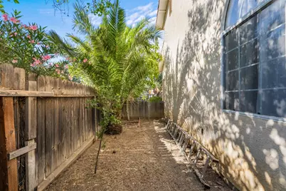 766 Willmott Avenue, Los Banos, CA 93635 - Photo 35