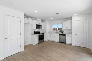 475 Half Dome Dr, Manteca, CA 95337 - Photo 9