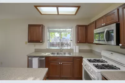 1124 Strawbridge Drive, Newman, CA 95360 - Photo 7