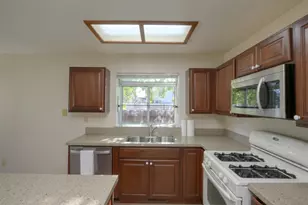 1124 Strawbridge Dr, Newman, CA 95360 - Photo 7