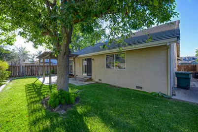 1124 Strawbridge Drive, Newman, CA 95360 - Photo 31