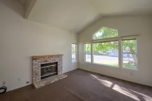 1124 Strawbridge Dr, Newman, CA 95360 - Photo 11