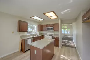 1124 Strawbridge Dr, Newman, CA 95360 - Photo 5
