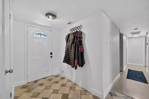 5225 Columbine Way, Carmichael, CA 95608 - Photo 7