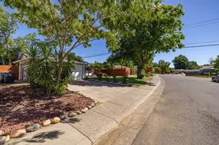 10743 Campana Way, Rancho Cordova, CA 95670 - Photo 3