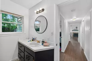 3732 38th St, Sacramento, CA 95820 - Photo 25