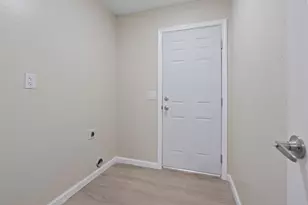 8116 Steinbeck Way, Sacramento, CA 95828 - Photo 29