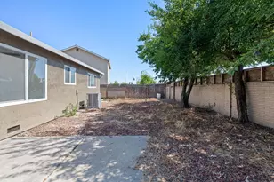 8116 Steinbeck Way, Sacramento, CA 95828 - Photo 17