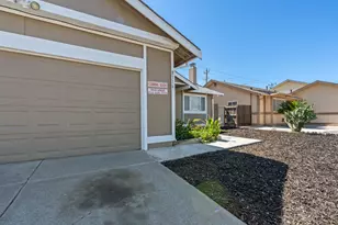 8116 Steinbeck Way, Sacramento, CA 95828 - Photo 3