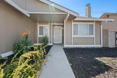 8116 Steinbeck Way, Sacramento, CA 95828 - Photo 5