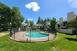 7441 Auburn Oaks Ct, Citrus Heights, CA 95621 - Photo 17