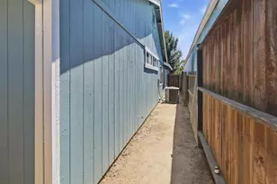 1604 Acacia Ct, Chowchilla, CA 93610 - Photo 39