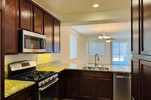4816 Ammolite Way, Elk Grove, CA 95757 - Photo 5