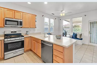 2314 Bay Horse Lane, Sacramento, CA 95835 - Photo 17